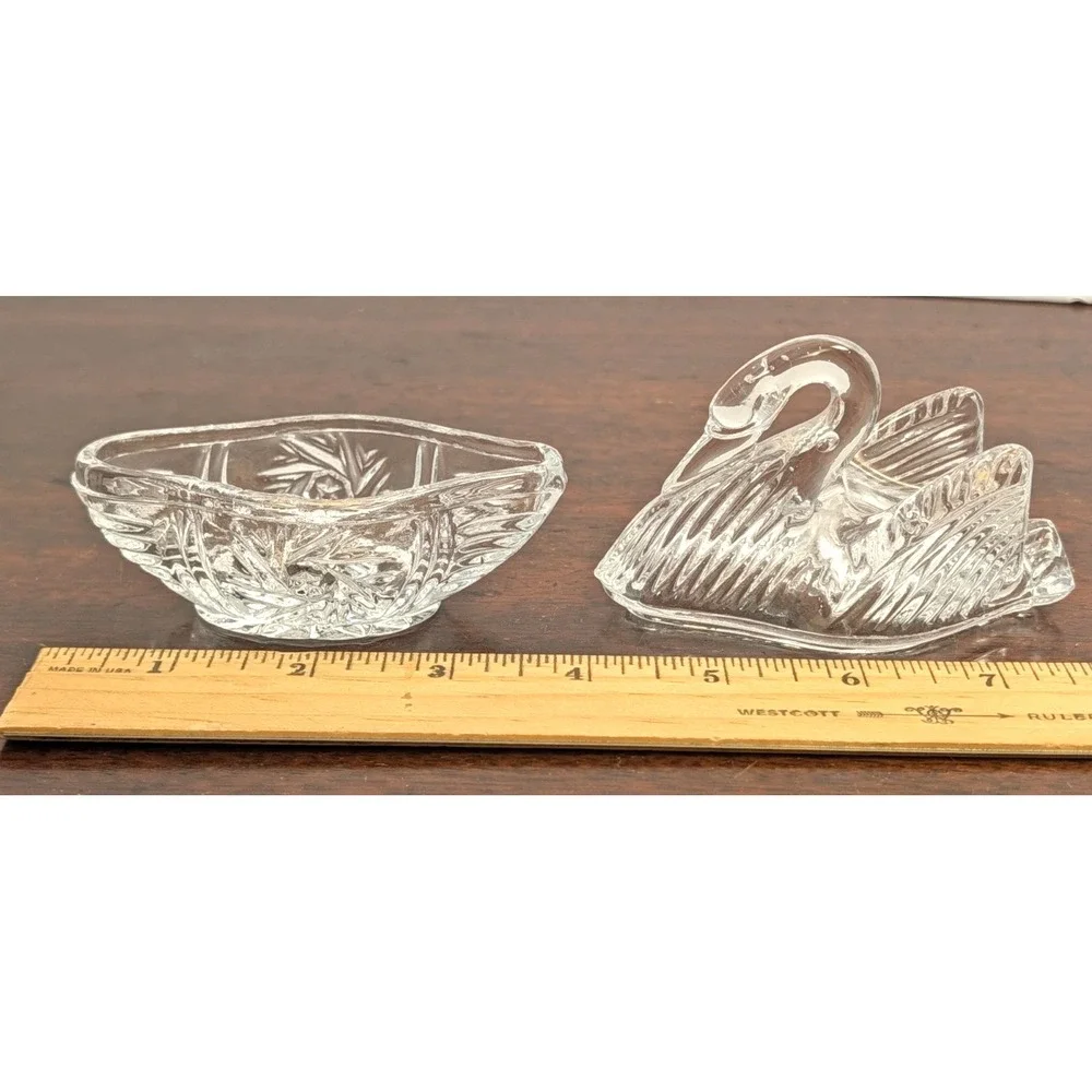 Vintage Clear Glass Swan Covered Dish Trinket Box Romantic Cottagecore Decor
